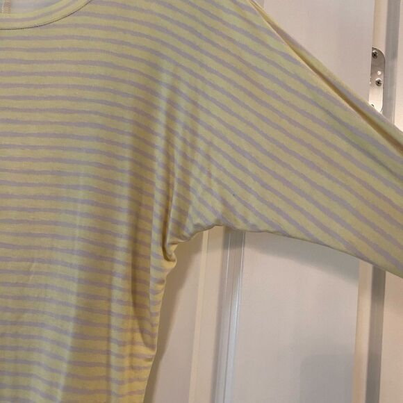 Apt 9 yellow/gray striped dolman sleeve top. - Picture 2 of 5
